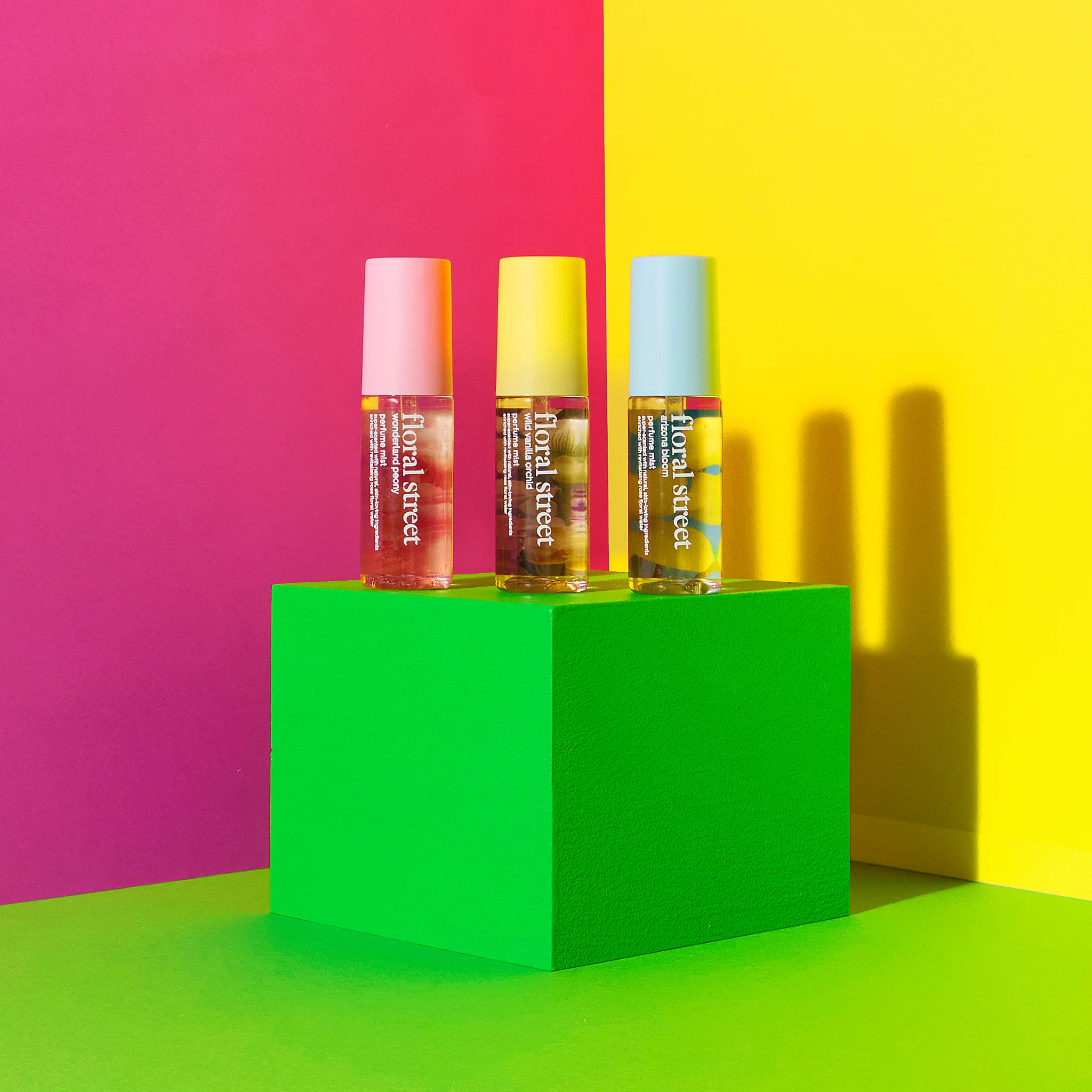 Mini Wonderland Peony Perfume Mist - Image 3